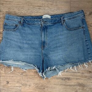 Abercrombie & Fitch 90’s Light Blue Jean Shorts
